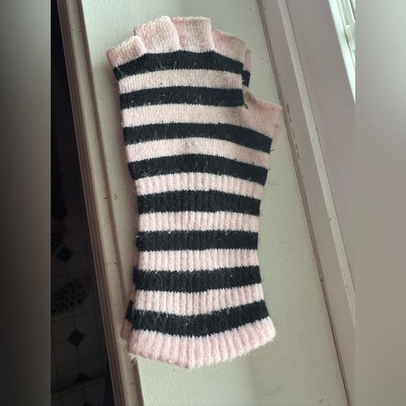 Short finger gloves - Picture 2 of 2